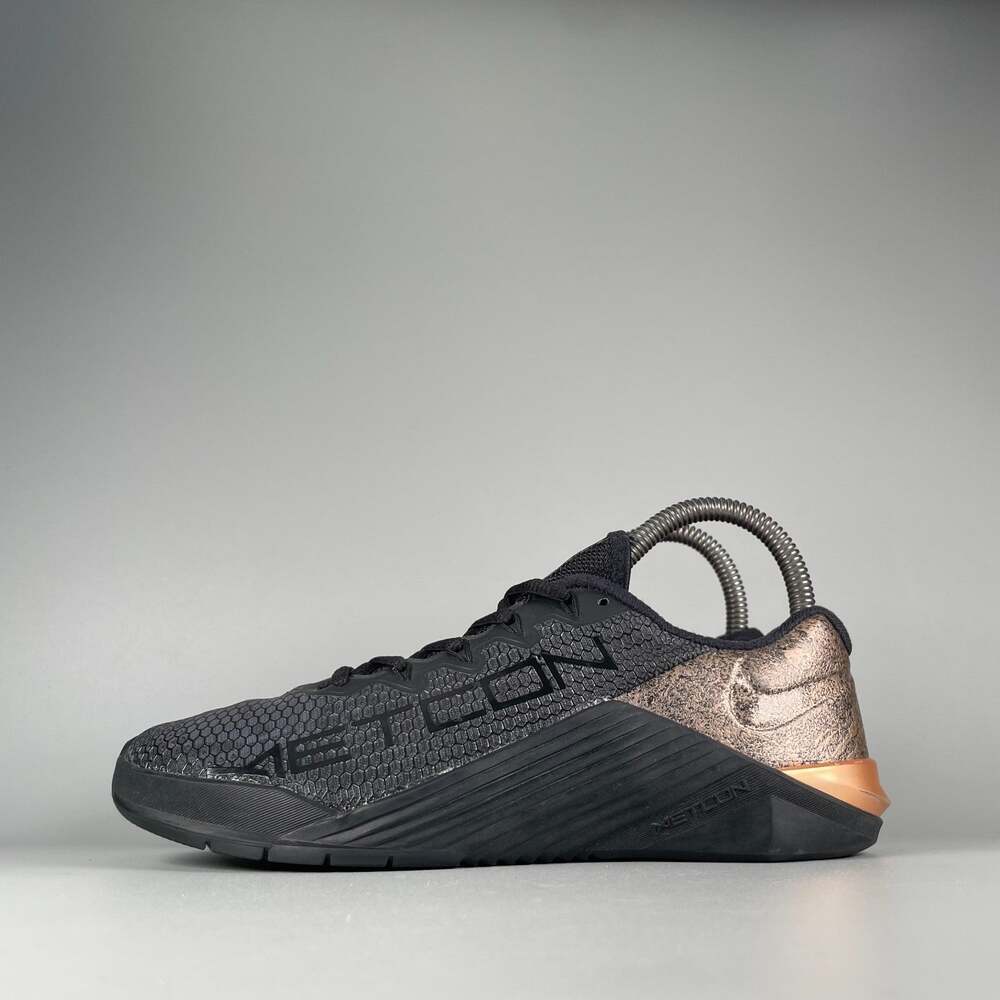 Nike Metcon 5 Women's 6.5 Black Rose Gold Gym Athletic CrossFit Shoes Sneakers